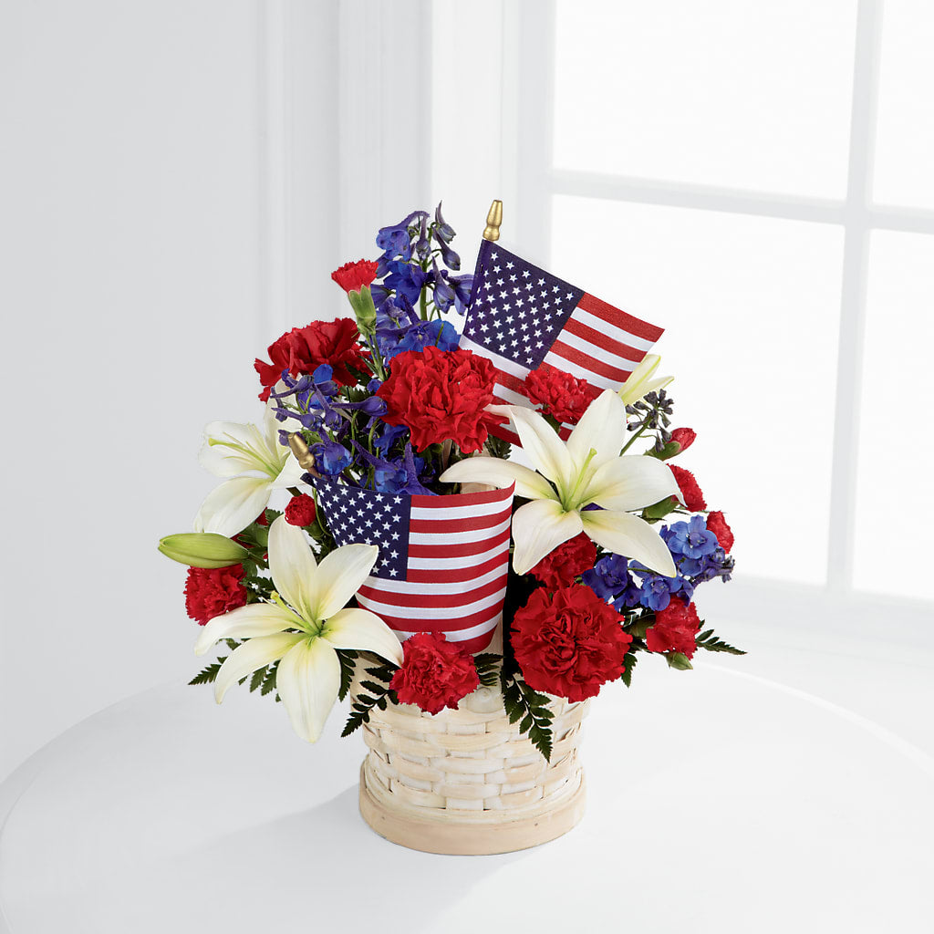 American Glory Bouquet – Castalia Flower Shoppe, Castalia OH