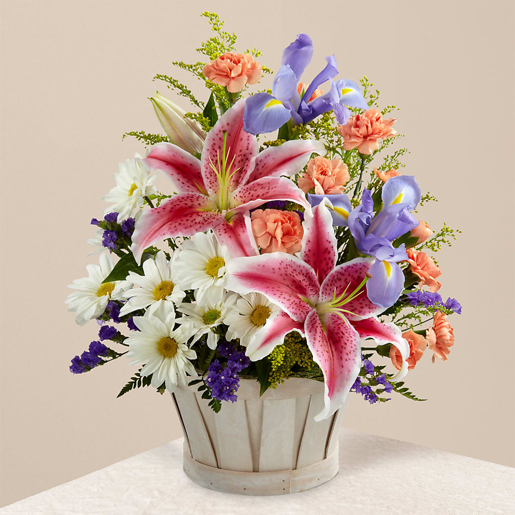 The Wondrous Nature Bouquet – Castalia Flower Shoppe, Castalia OH
