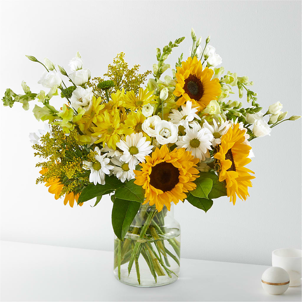 Hello Sunshine Bouquet – Castalia Flower Shoppe, Castalia OH