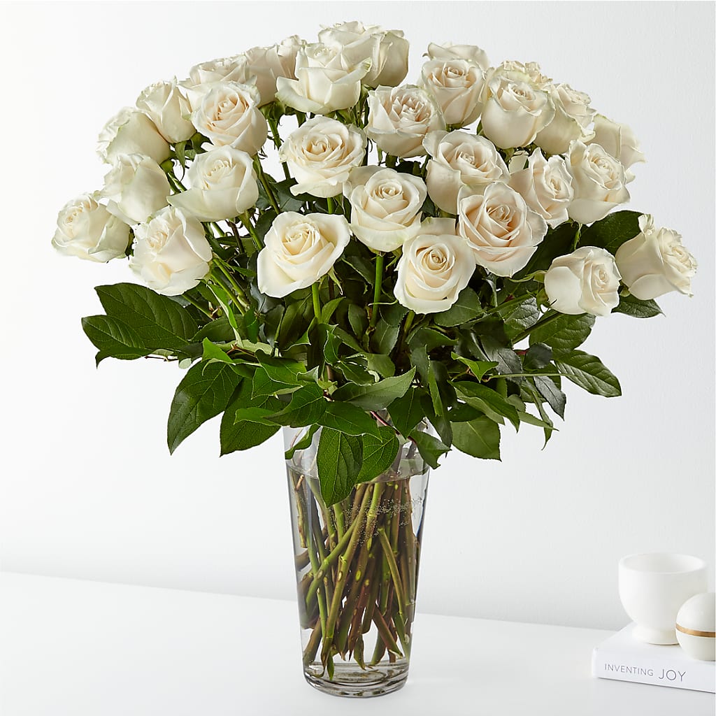 Long Stem White Rose Bouquet – Castalia Flower Shoppe, Castalia OH