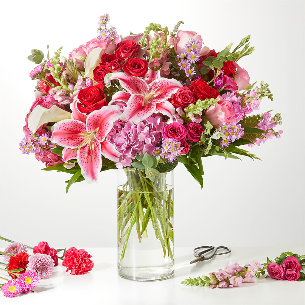 Swooning Over You - A Luxury Florist Original – Castalia Flower Shoppe, Castalia OH