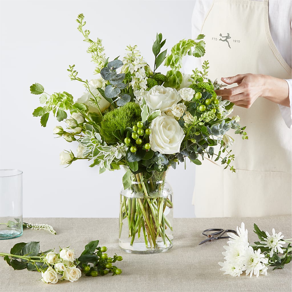 Irish Garden - A Florist Original – Castalia Flower Shoppe, Castalia OH