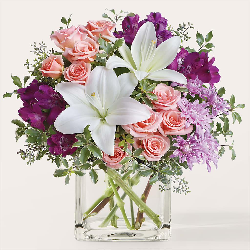Mani Pedi Bouquet – Castalia Flower Shoppe, Castalia OH