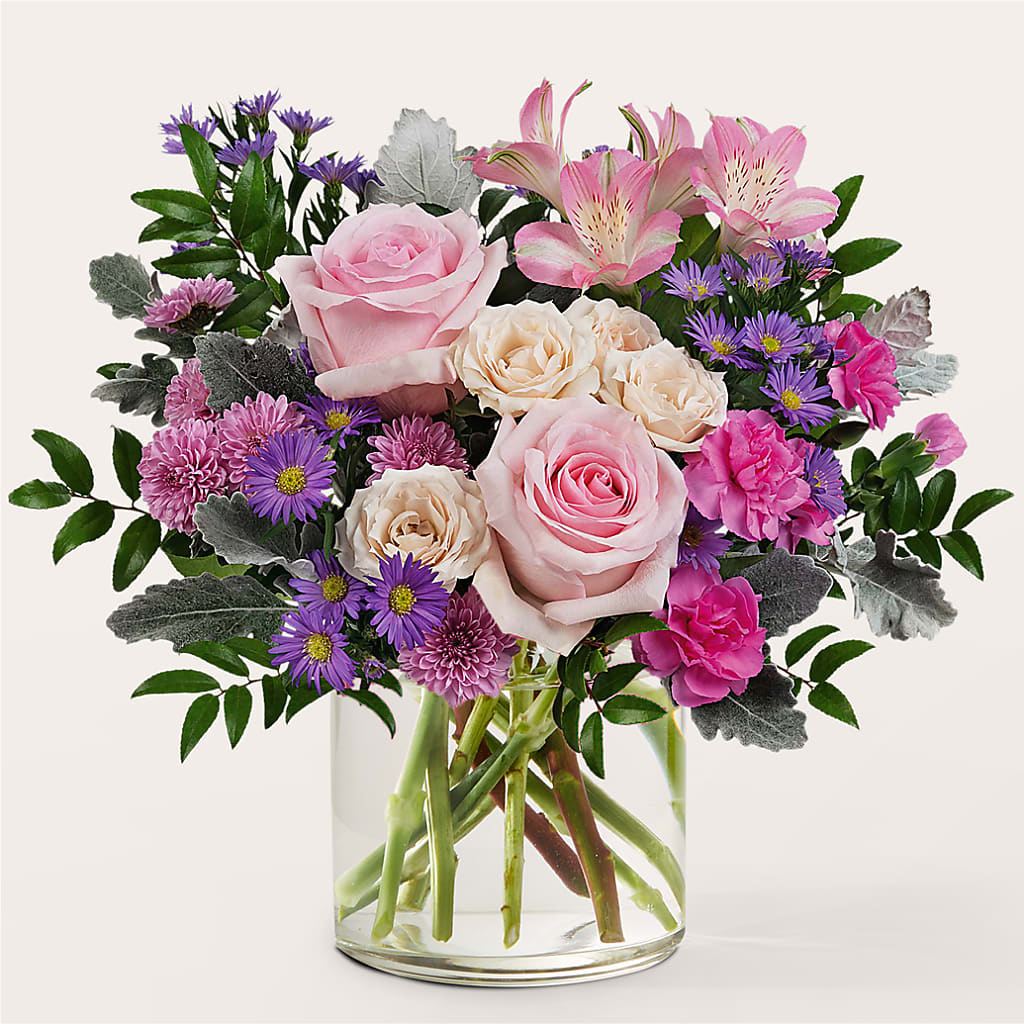 Light as a Feather Bouquet – Castalia Flower Shoppe, Castalia OH