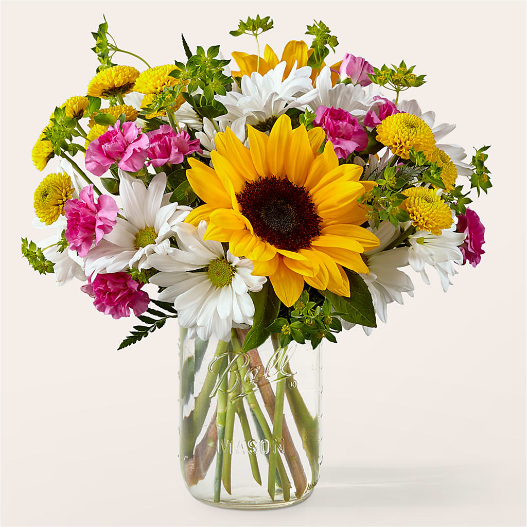Aglow Bouquet – Castalia Flower Shoppe, Castalia OH