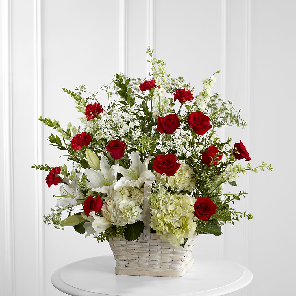 In Loving Memory Arrangement – Castalia Flower Shoppe, Castalia OH