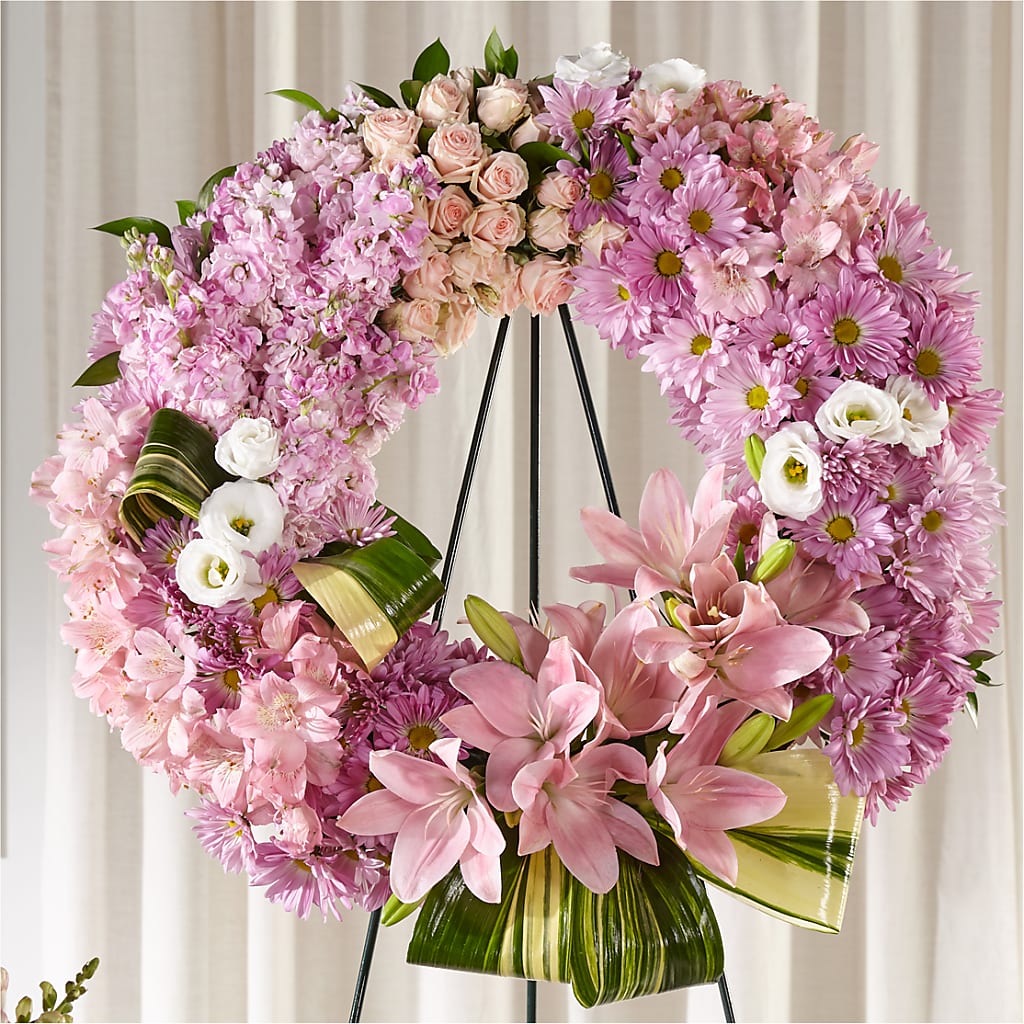 Gift of Warmth Wreath – Castalia Flower Shoppe, Castalia OH
