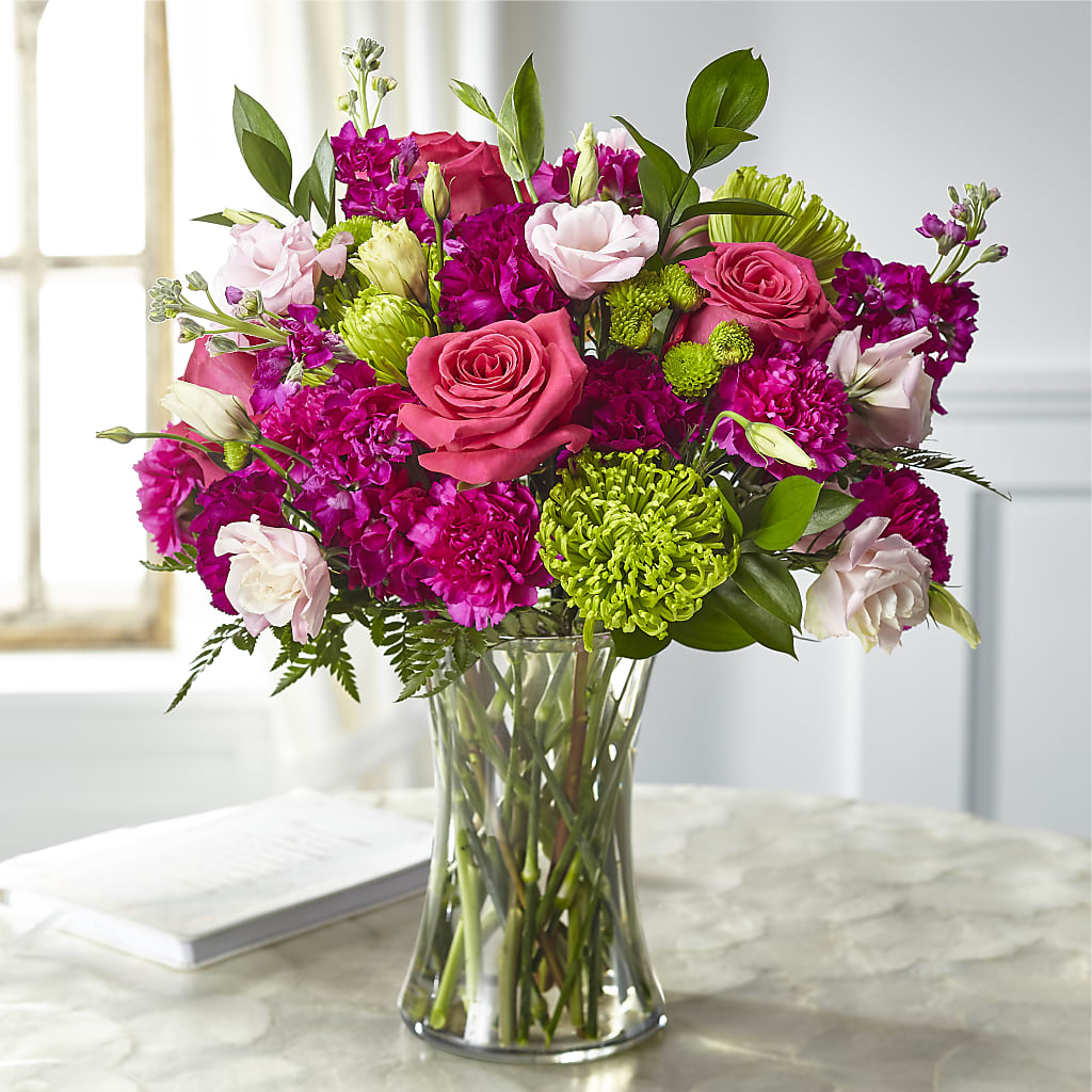 Everlasting Embrace Bouquet – Castalia Flower Shoppe, Castalia OH
