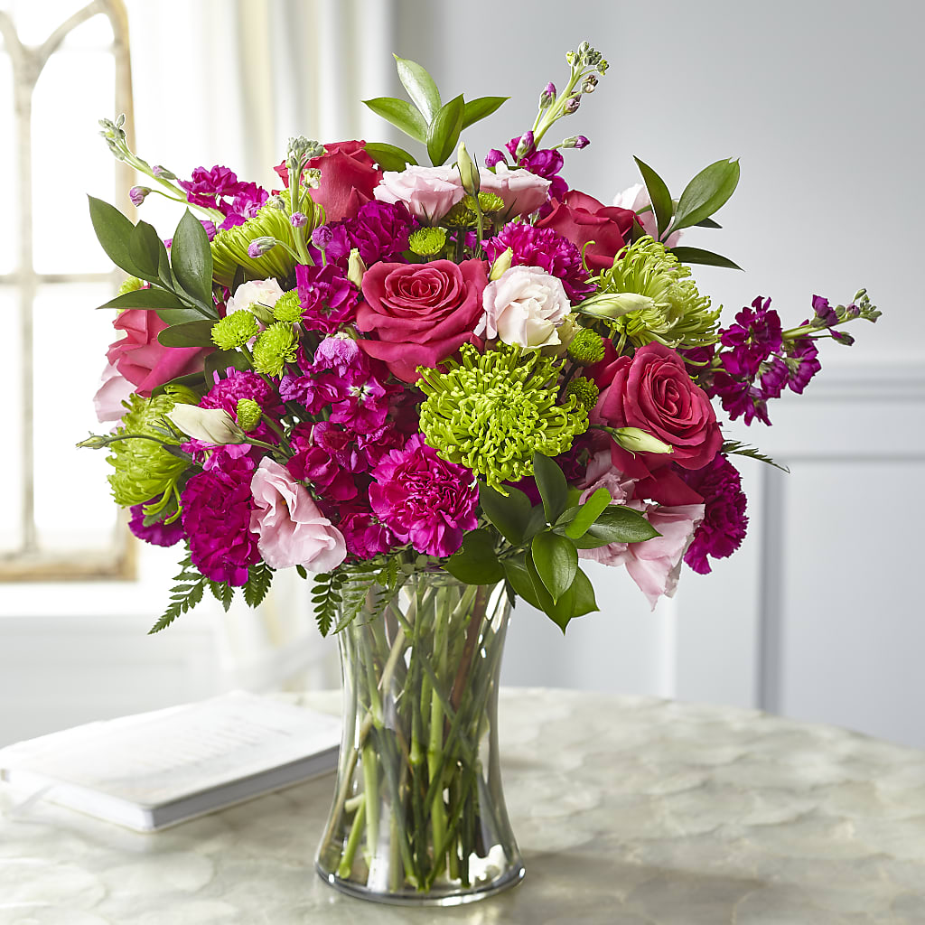 Everlasting Embrace Bouquet – Castalia Flower Shoppe, Castalia OH