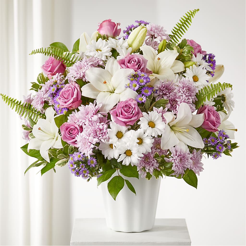 Warmest Thoughts Tabletop Basket – Castalia Flower Shoppe, Castalia OH