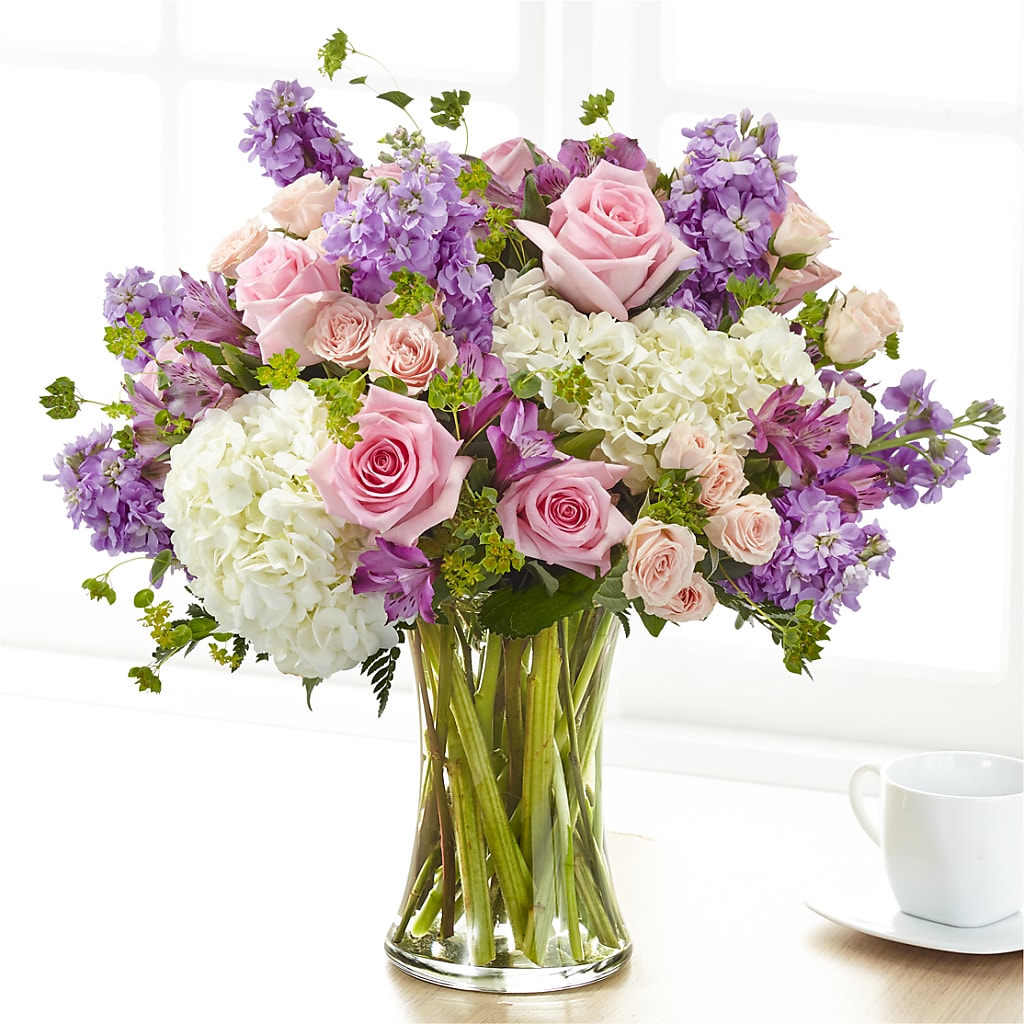 Shared Sentiment Bouquet – Castalia Flower Shoppe, Castalia OH