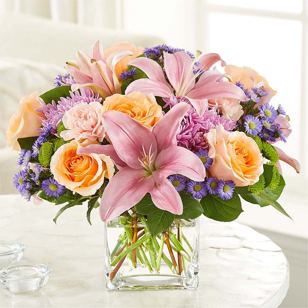 Delicate Details Bouquet – Castalia Flower Shoppe, Castalia OH
