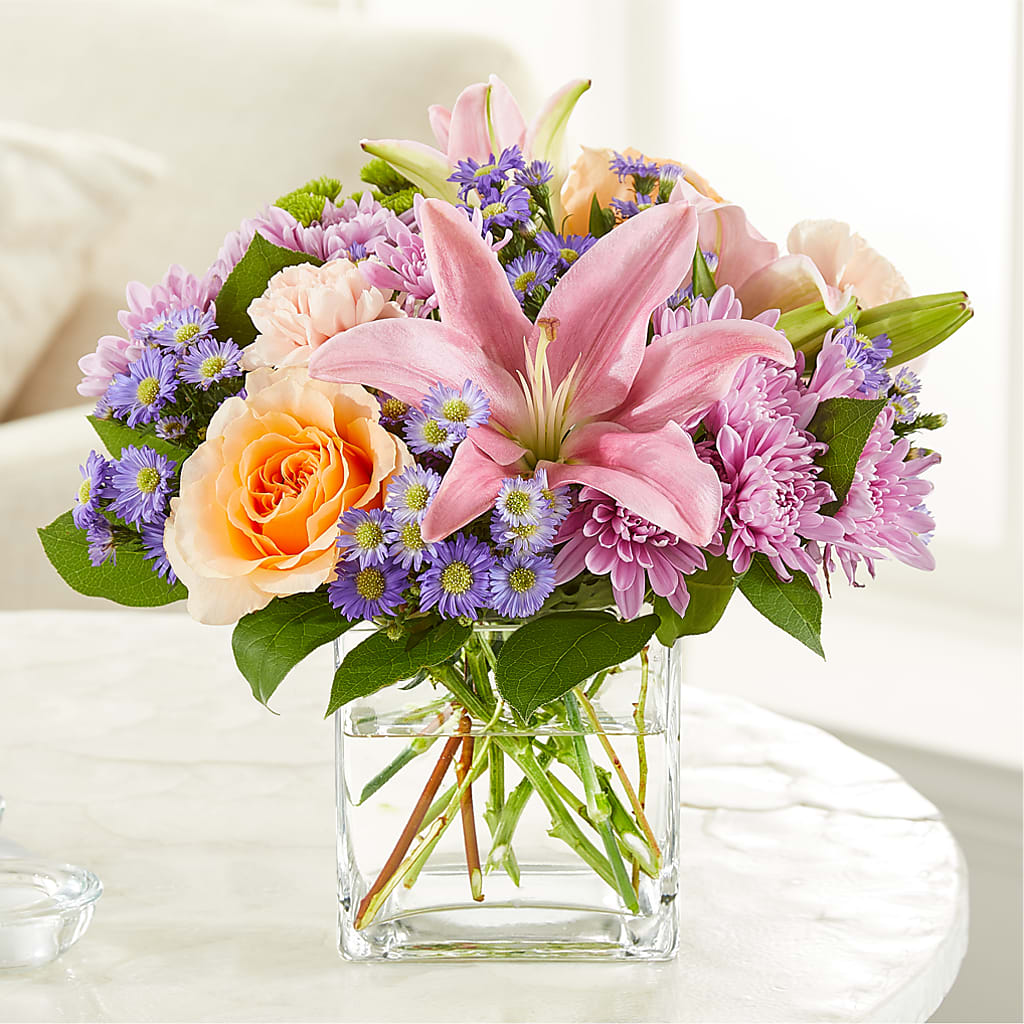 Delicate Details Bouquet – Castalia Flower Shoppe, Castalia OH
