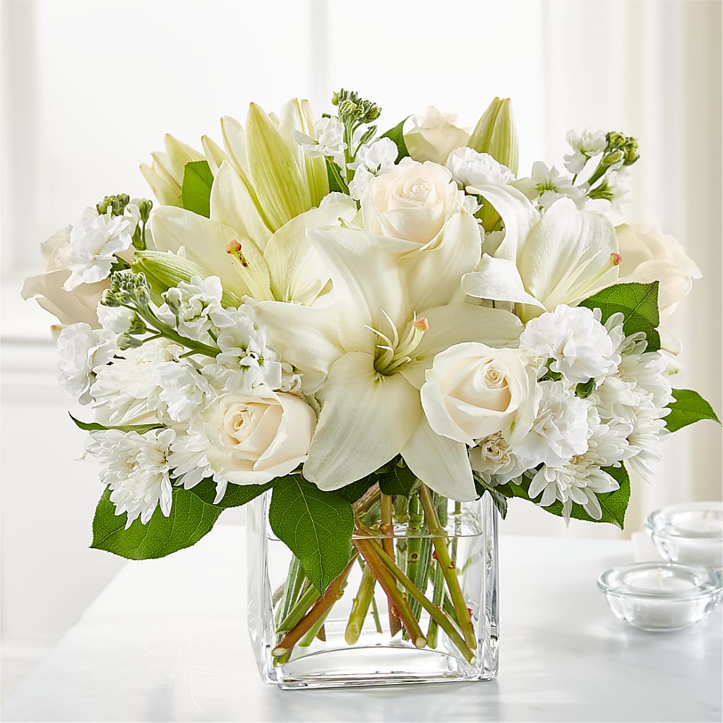 Gentle Breeze Bouquet – Castalia Flower Shoppe, Castalia OH