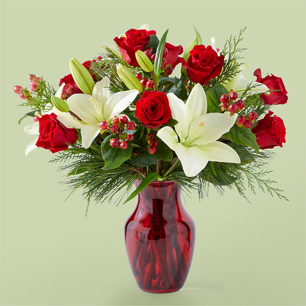 Evergreen Delight Bouquet – Castalia Flower Shoppe, Castalia OH
