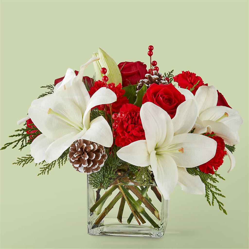 Glistening Icicles Bouquet – Castalia Flower Shoppe, Castalia OH