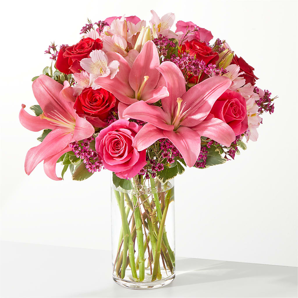 Lucky in Love Bouquet – Castalia Flower Shoppe, Castalia OH