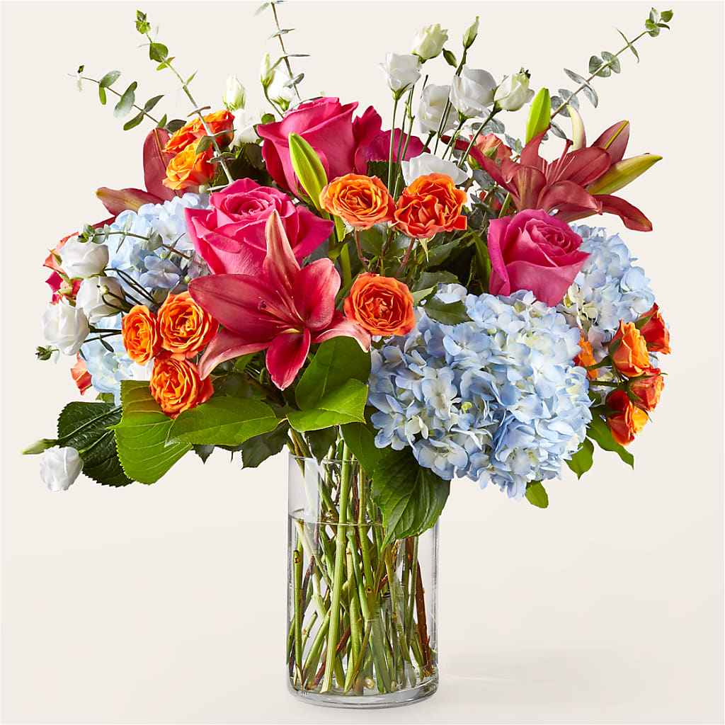 Awestruck Luxury Bouquet – Castalia Flower Shoppe, Castalia OH