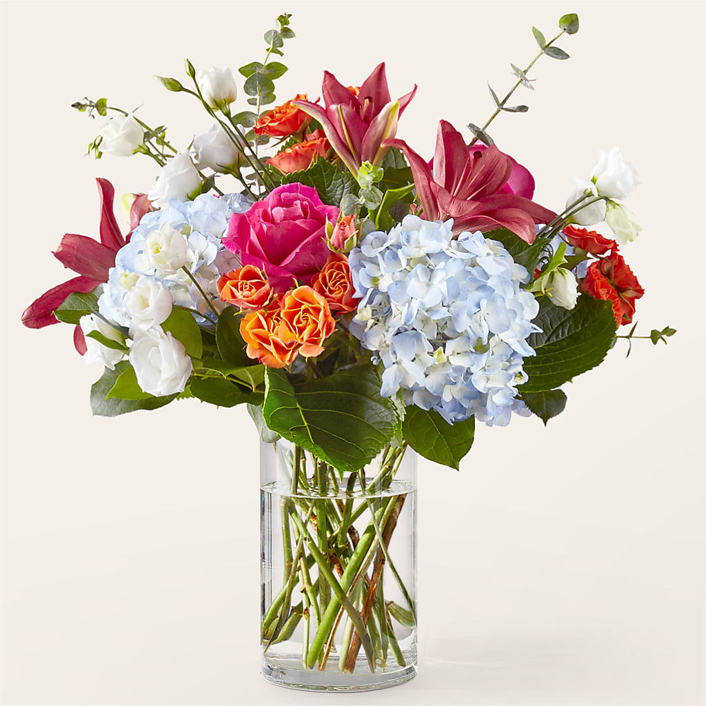 Awestruck Luxury Bouquet – Castalia Flower Shoppe, Castalia OH
