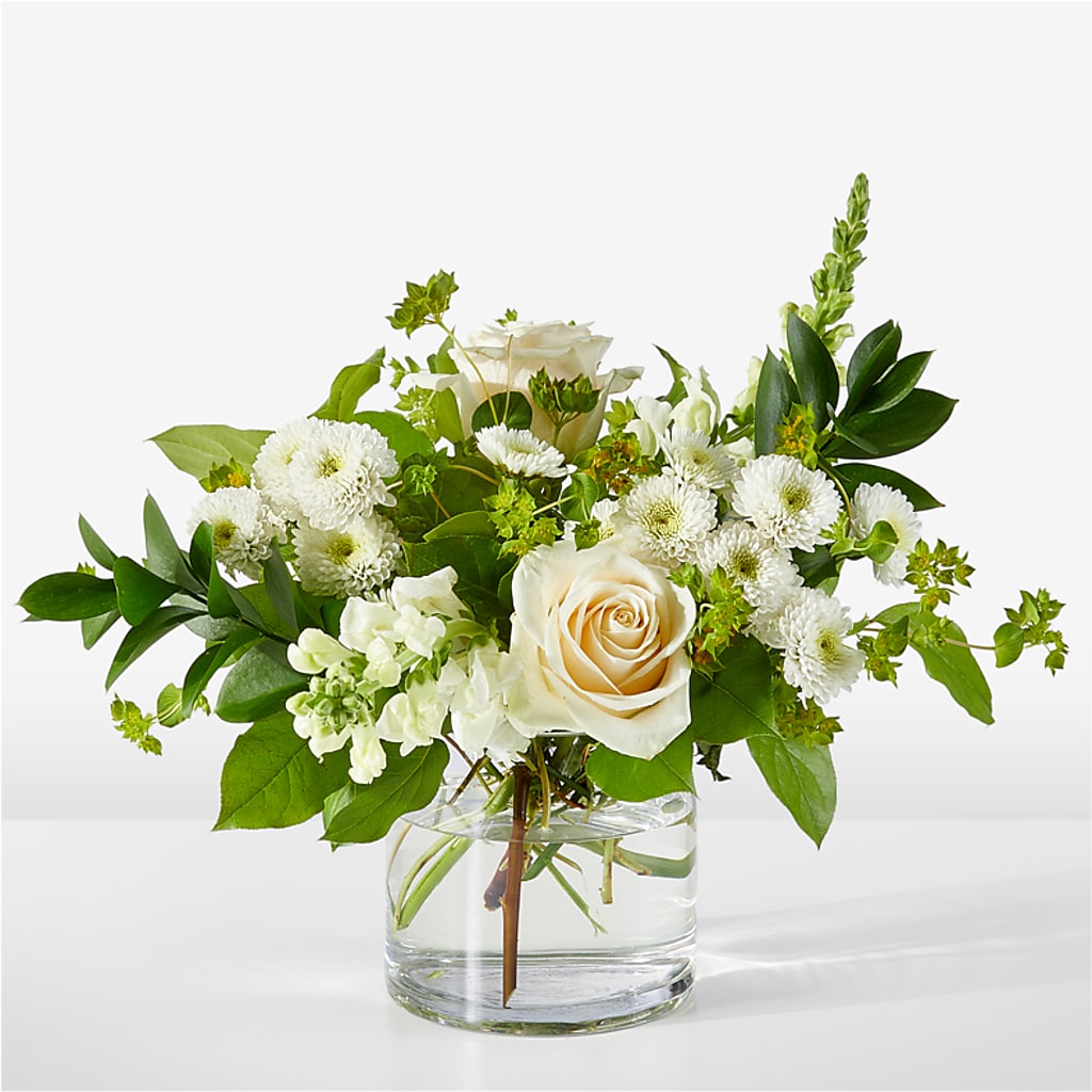 Hint of Vanilla Bouquet – Castalia Flower Shoppe, Castalia OH