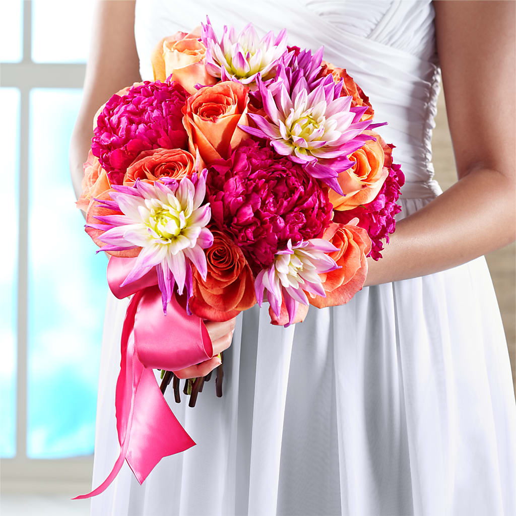 New Love Bouquet – Castalia Flower Shoppe, Castalia OH