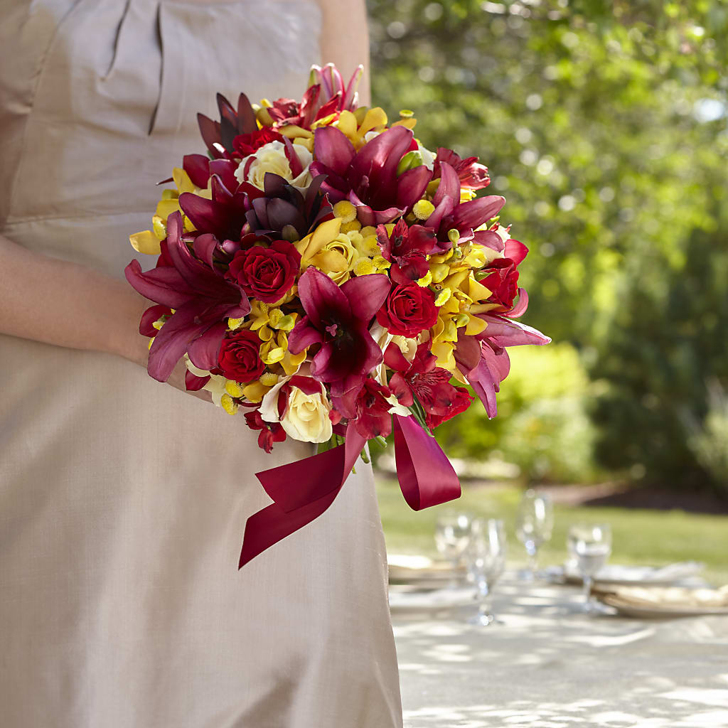 Sunningdale Bouquet – Castalia Flower Shoppe, Castalia OH