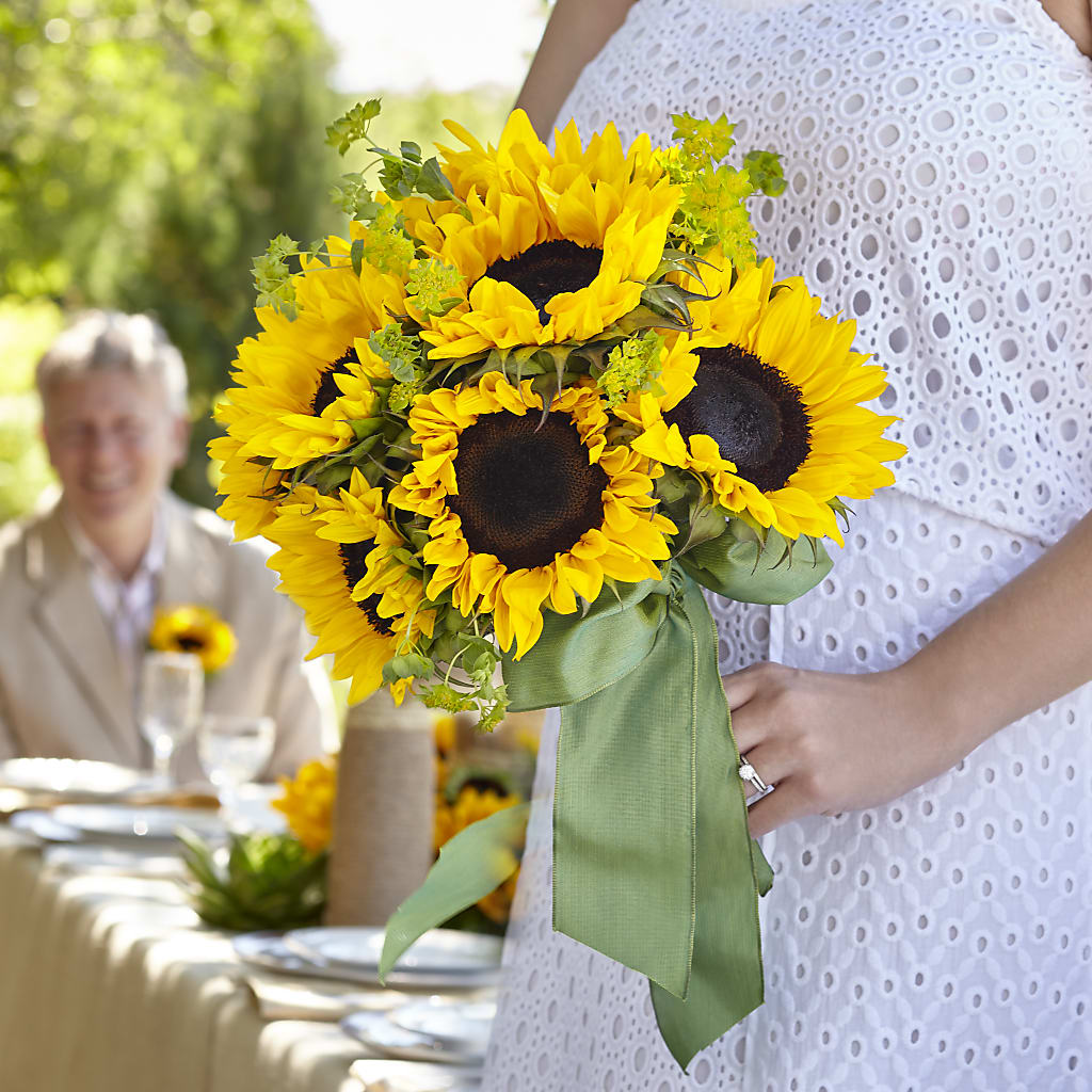 Free Spirit Bouquet – Castalia Flower Shoppe, Castalia OH