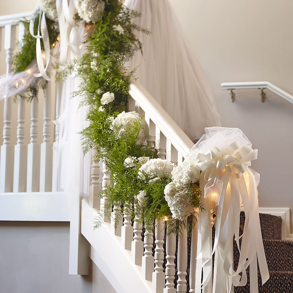 Champagne Dreams Garland – Castalia Flower Shoppe, Castalia OH