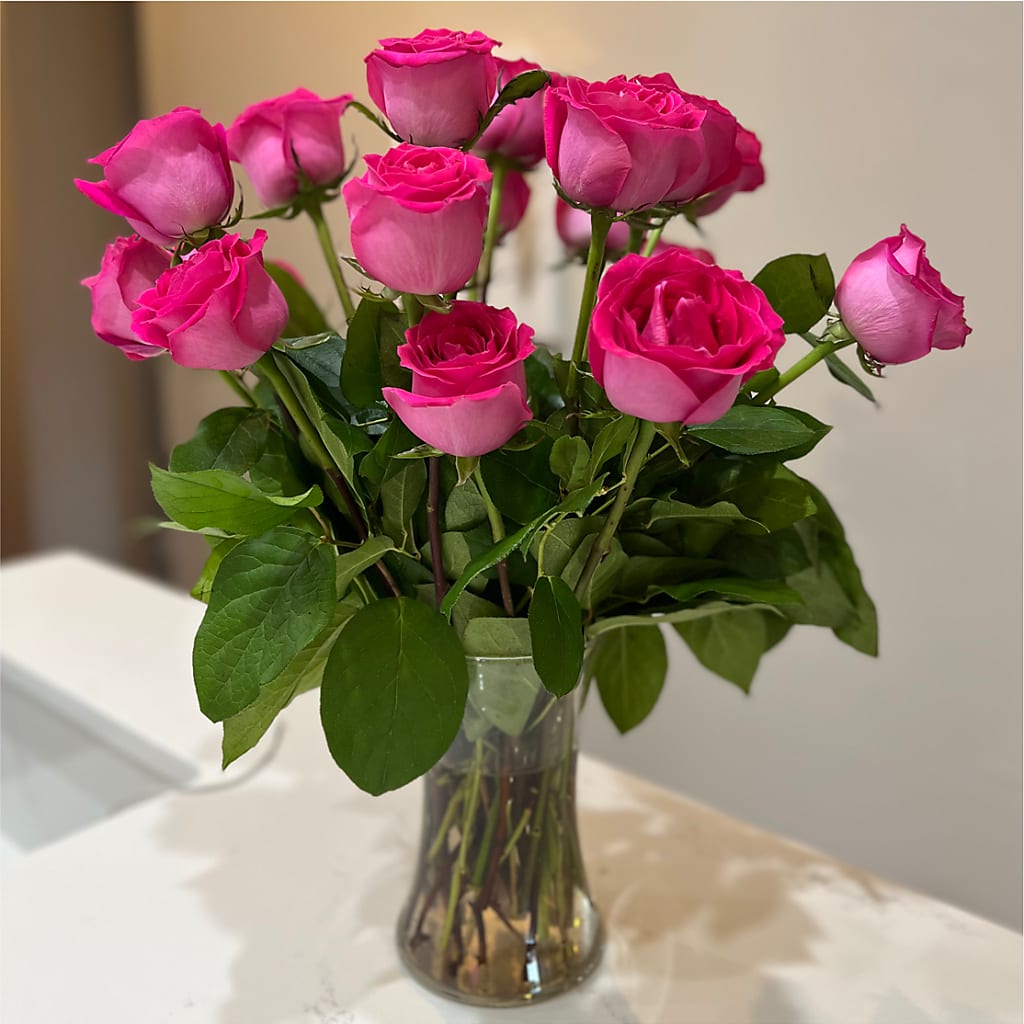 Long Stem Pink Rose Bouquet –  Castalia Flower Shoppe, Castalia OH