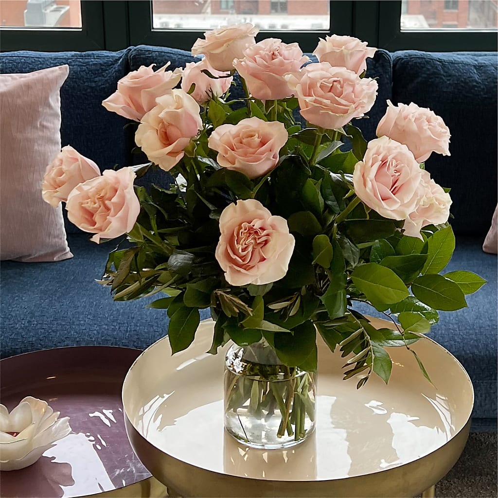 Long Stem Pink Rose Bouquet –  Castalia Flower Shoppe, Castalia OH