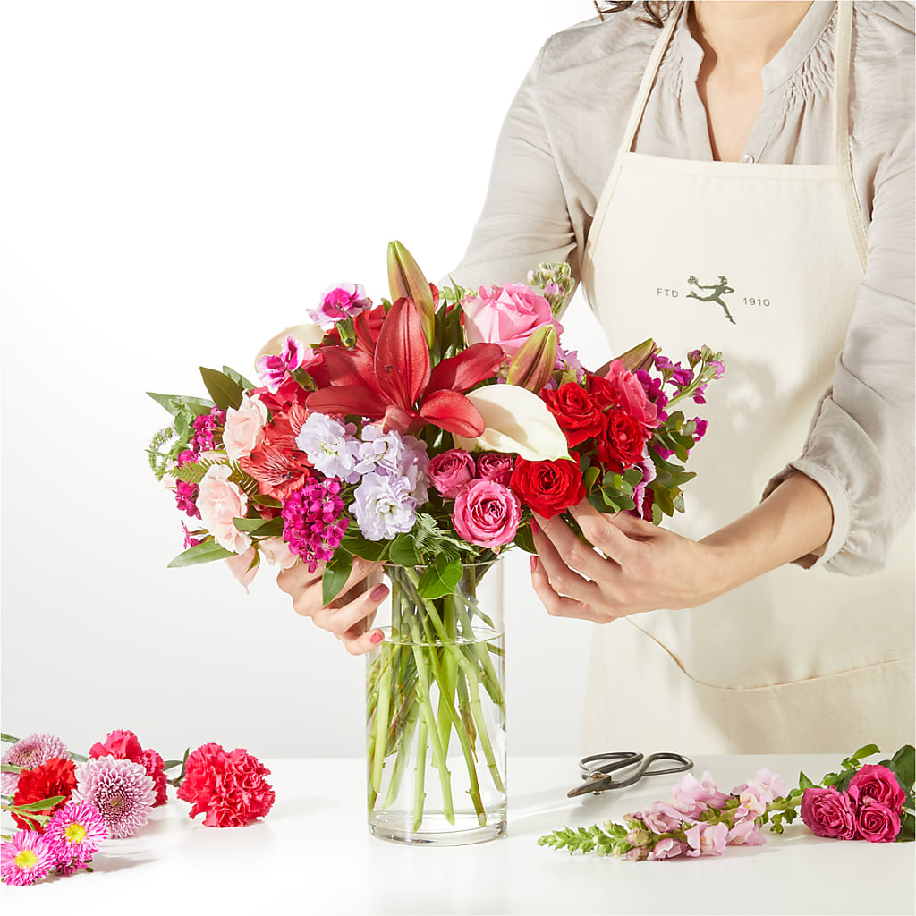 Swooning Over You - A Luxury Florist Original –  Castalia Flower Shoppe, Castalia OH
