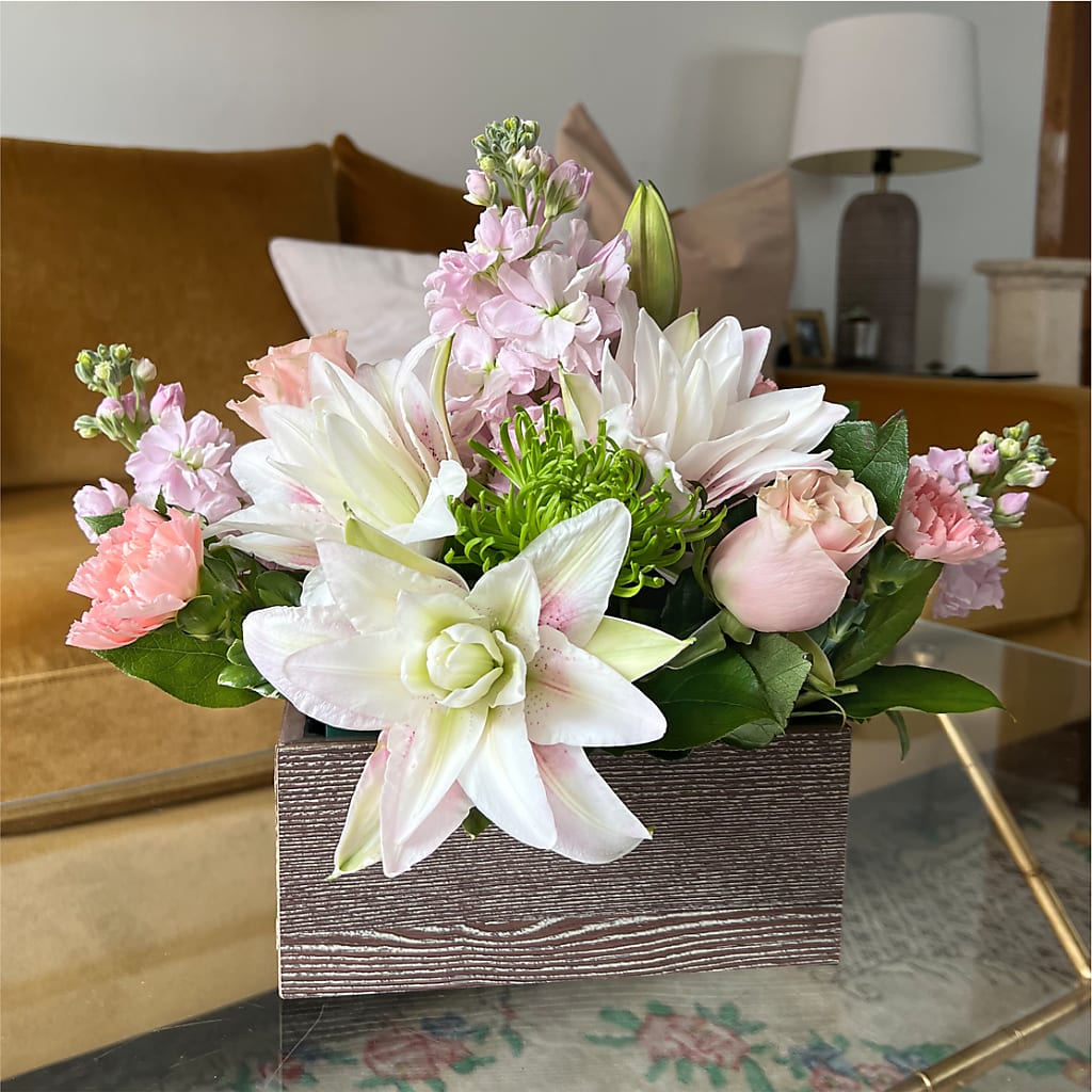 Beautiful Spirit Basket –  Castalia Flower Shoppe, Castalia OH
