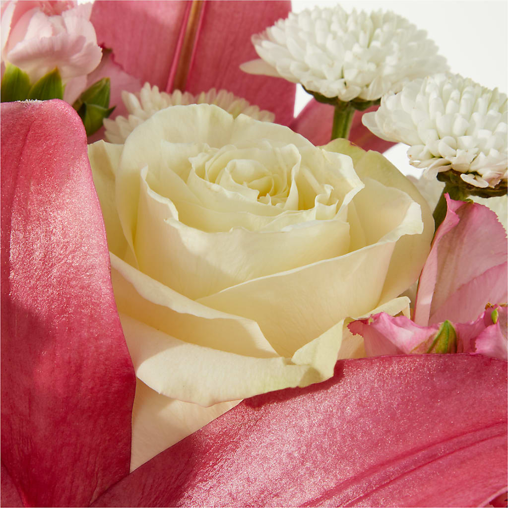 Piece of Cake Bouquet –  Castalia Flower Shoppe, Castalia OH