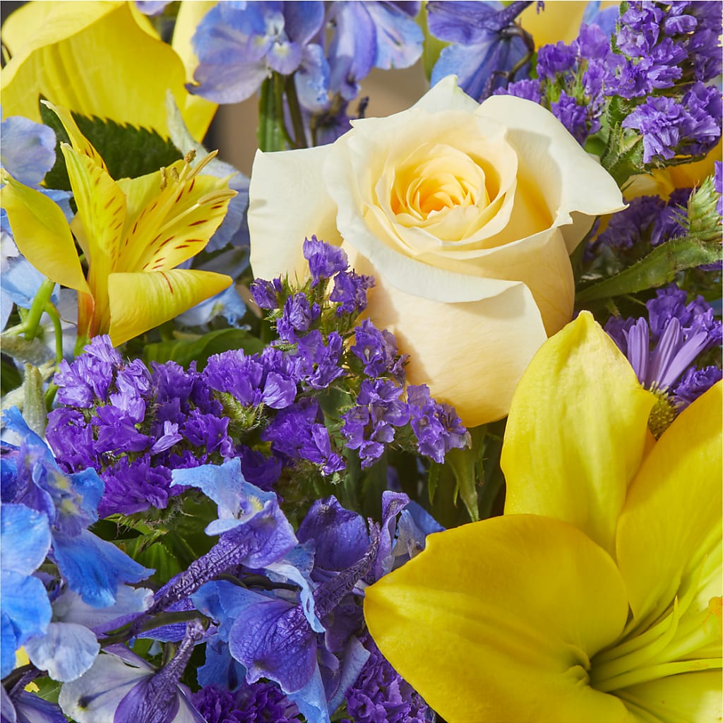 Limoncello Bouquet –  Castalia Flower Shoppe, Castalia OH