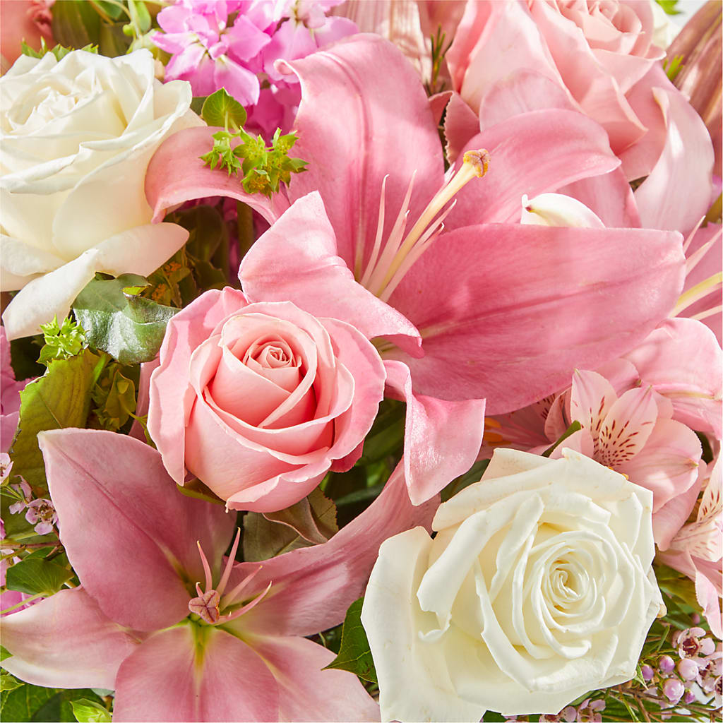 Ethereal Beauty Bouquet –  Castalia Flower Shoppe, Castalia OH