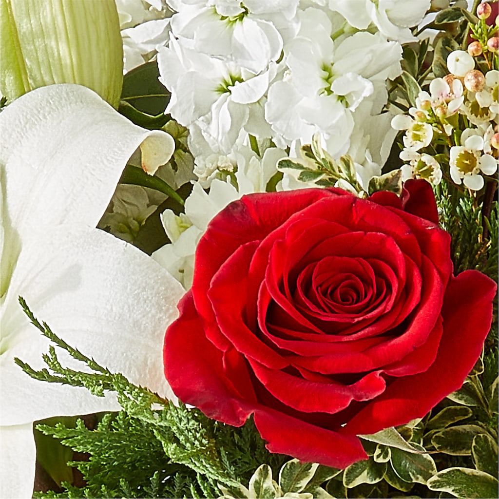 Twinkle Lights Bouquet –  Castalia Flower Shoppe, Castalia OH
