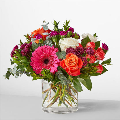 Smell the Roses Bouquet –  Castalia Flower Shoppe, Castalia OH