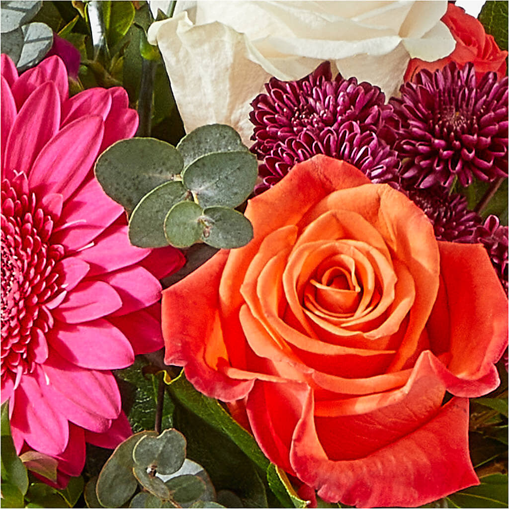 Smell the Roses Bouquet –  Castalia Flower Shoppe, Castalia OH
