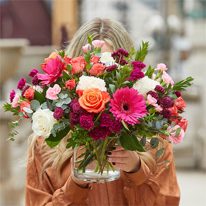 Smell the Roses Bouquet –  Castalia Flower Shoppe, Castalia OH