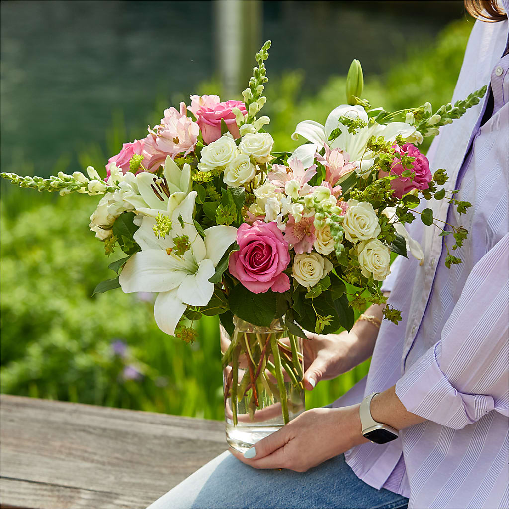 Fondly Bouquet –  Castalia Flower Shoppe, Castalia OH