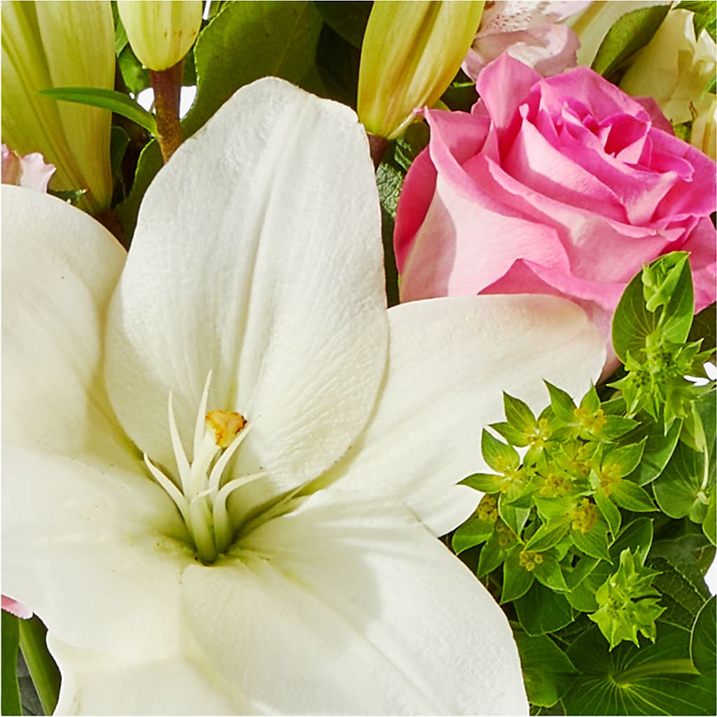 Fondly Bouquet –  Castalia Flower Shoppe, Castalia OH