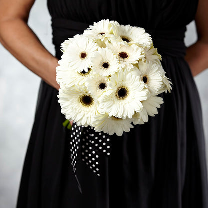 Daisy Delight Bouquet –  Castalia Flower Shoppe, Castalia OH